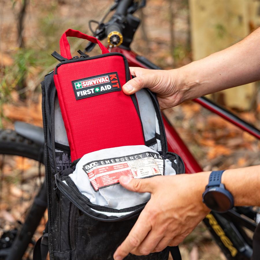 SURVIVAL First Aid KIT Slimline