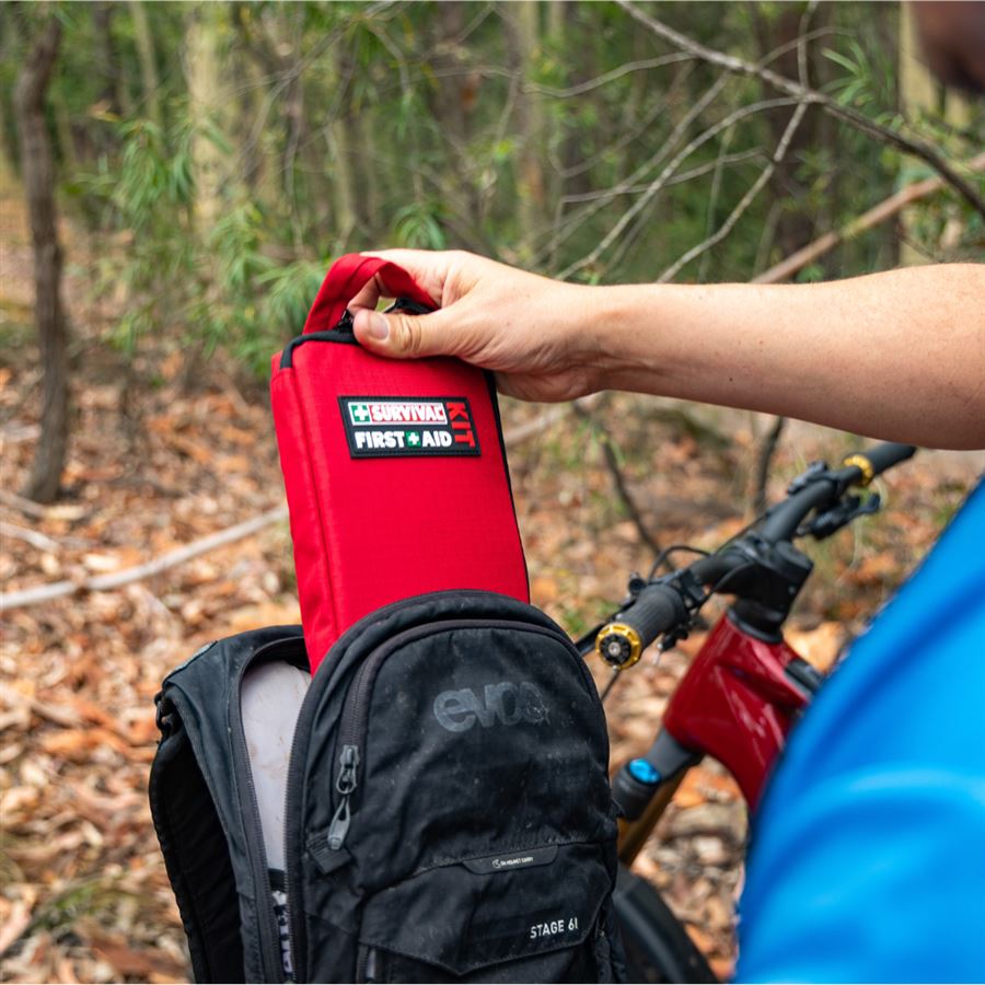 SURVIVAL First Aid KIT Slimline